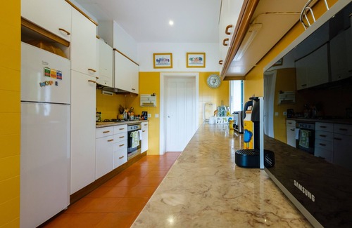 Varzea de Sintra Villa | Sintra M Country Villas-Stunning View, Garden&Pool, Playground and Barbecue.