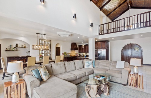 Surfside Resort | Sirenian Bay Resort - Villas & All Inclusive Bungalows