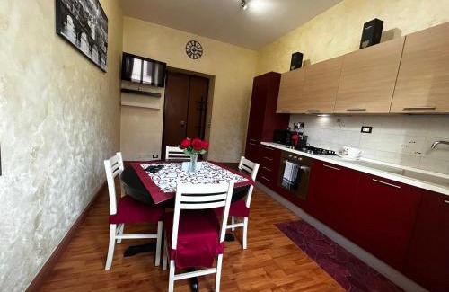 Garbatella Apartment | Siria's home