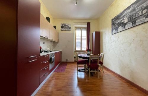 Garbatella Apartment | Siria's home