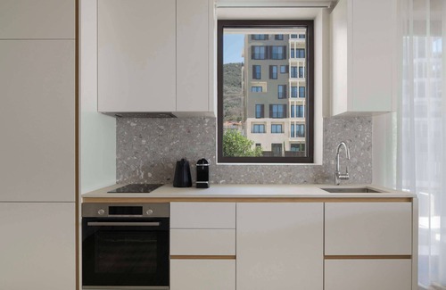 Tomicici Hotel | SIRO Boka Place