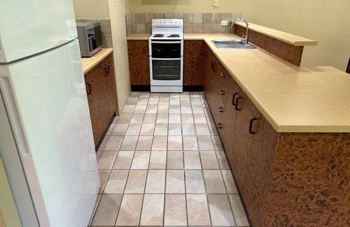 Cairns Apartment | Sirocco, private & comfortable. Available with two singles or a king bed
