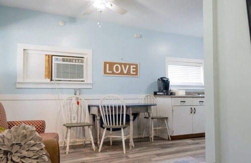 Sister Lakes Cabin | Sister Lake Cottages - Unit 4