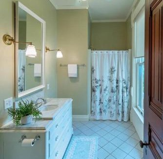 Fairbury House | Sisters Inn-Family Suite
