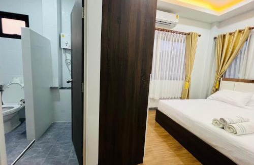 Mae Sot House | Sisters Real Escapes -Private Room With Private Bathroom