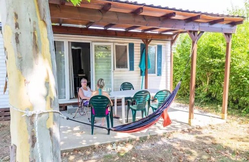 Sisteron House | Sites and Landscapes Les Prés Hauts * - Classic mobile home Durance 4 people