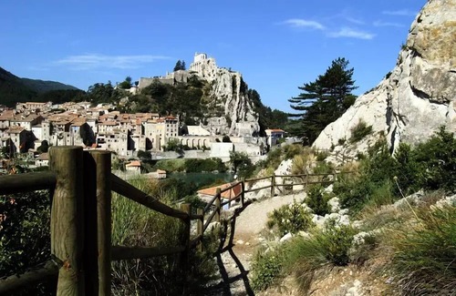 Sisteron House | Sites and Landscapes Les Prés Hauts * - Unusual Premium Valbelle Cabin 4 people