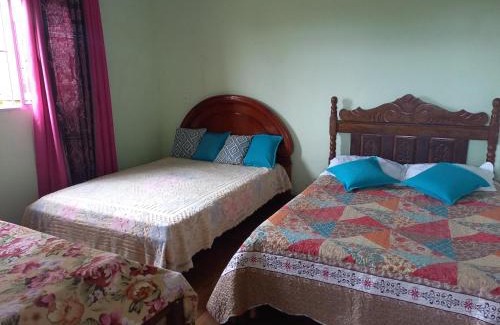 Mateus Leme House | Sitio trem bao demais