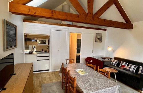 Varengeville-sur-Mer Ski Chalet | ‘Six hêtres’, the beach and the centre of the village on foot