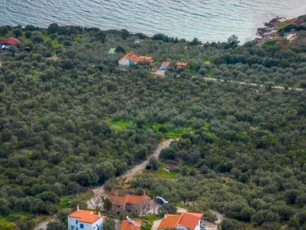 Imathia Region House | SIX INDEPENDENT HOUSES BY THE sea