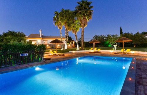 Vale de Seixos Villa | Six Palms Villa - Spacious villa with outdoor and indoor pools and gardens