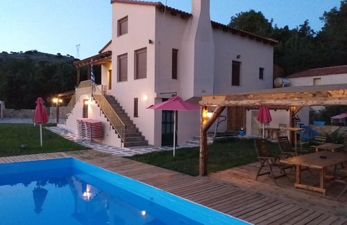 Kato Valsamonero Villa | Skantali Peacefull Villa