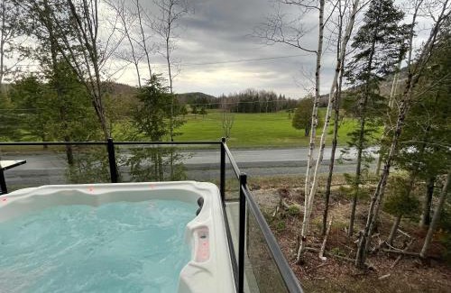Adstock Ski Chalet | Ski Condo & Spa - L'Elegance Des Sommets