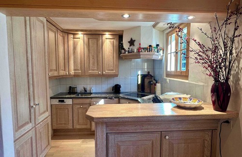 Schoenried Ski Chalet | Ski-In Chalet in top location