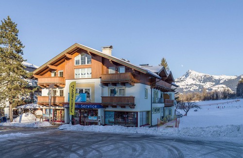 Kitzbuehel Apartment | Ski-in/Ski-out