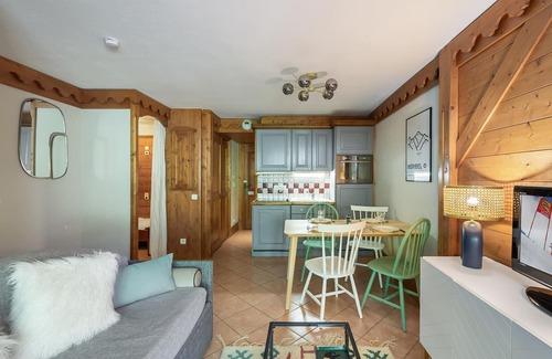 Meribel Village Apartment | Ski-in/Ski-Out Apartment with Pool, Sauna, and Hammam Access