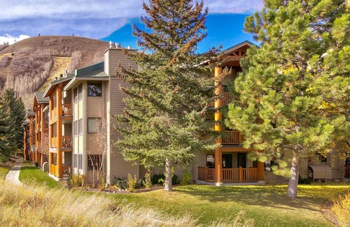 North Park City Condo | SKI IN/SKI OUT Deluxe Slopeside Condo
