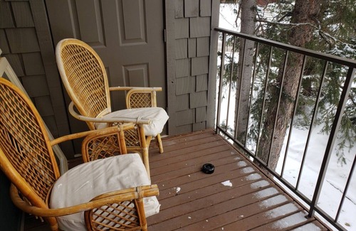 Beaver Condo | Ski in Ski out Family Condo @ Eagle Point