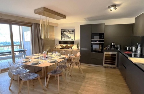 Bergers Apartment | Ski-in/ski-out & foot of the slopes, 4th floor, swimming pool, parking, tv, ski locker, 98m²