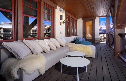 Crested Butte Condo | Ski In/Ski Out "WestWall Lodge" Luxury Mountain Accommodation A202