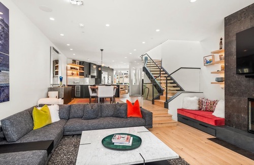 Snowmass Village House | Ski-In/Ski-out Christmas Week Special! New Townhome on Snowmass 4 Bed/4.5 Baths
