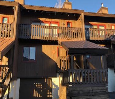 Crested Butte House | SKI IN, WALK OUT! The perfect mountain retreat!