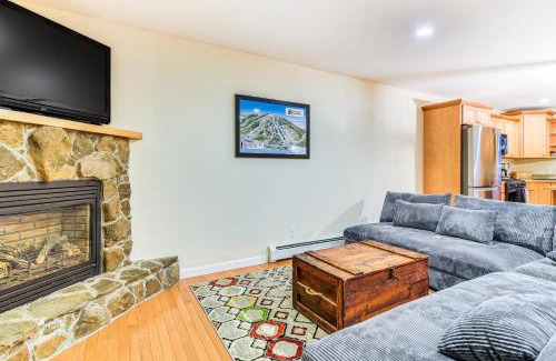 Bridgton Apartment | Ski-InandSki-Out Condo at Pleasant Mountain!