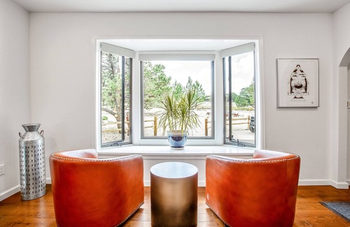 Salida House | Ski Lodge: Ski Rental near Monarch Mountain. Ideal for large groups, bachelor parties, corporate retreats