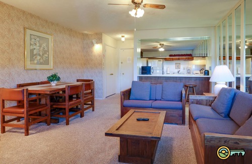 Mount Jackson Condo | Ski/MTB/Golf Condo (#115) - Slope side | Ski slope & Resort views | Walk-in access!