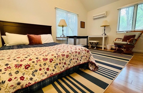 Goshen House | Ski & Stay: 5 bedroom w/ hot tub 10 min to Mohawk Mountain