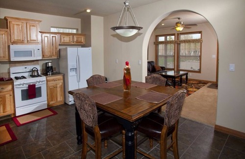 Gypsum House | Ski Vail 30 Minutes from Eagle, Colorado