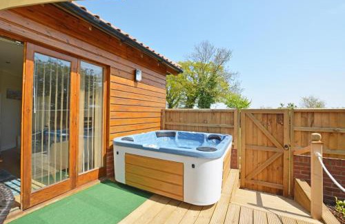 Erpingham House | Skipjack Field View