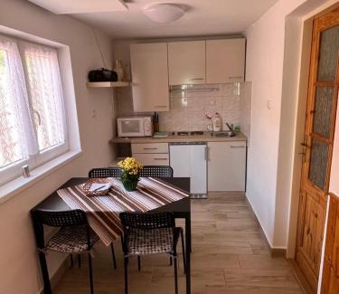 Strachotin Apartment | Sklípek u Martina