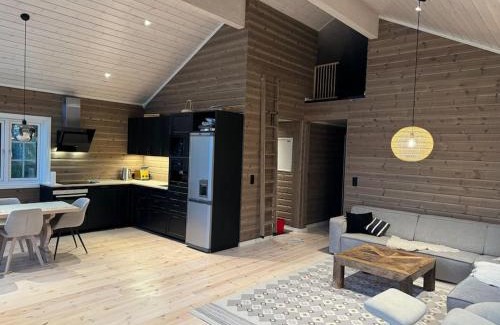 Hurdal Ski Chalet | Skogshytte på Skreia