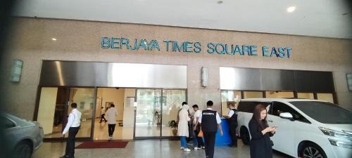 Imbi Apartment | SkS Service suite at times square