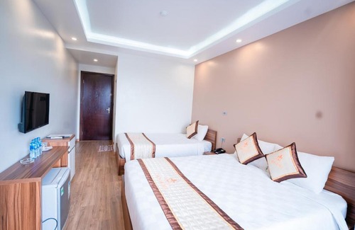 Uong Bi Hotel | Sky hotel
