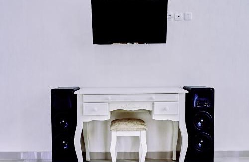 Sidomulyo House | Sky Jade Villa