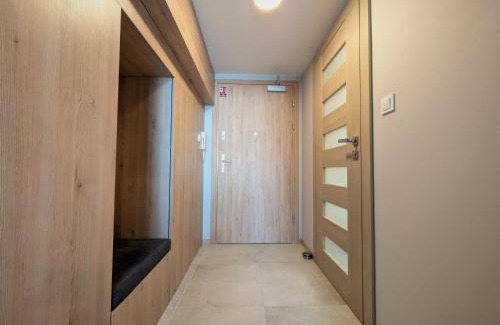 Fabryczna Apartment | Sky Loft Wrocław Apartment by BookingHost