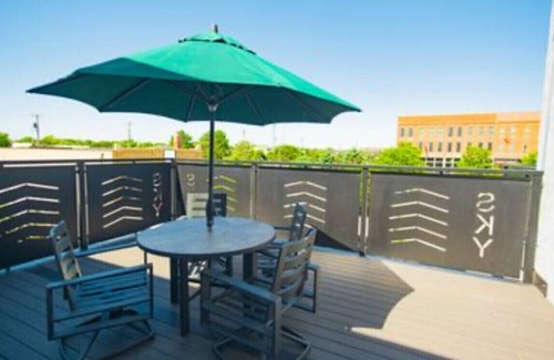 Hastings House | Sky Lofts & Bar offers five sleeping rooms that are adjacent to a public bar
