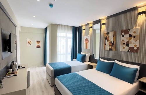 Altnkum Mahallesi Bed & Breakfast | Sky Luxe Hotel Konyaaltı