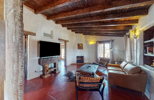 Los Ranchos Perkins House | Sky Ridge Ranch Joesler