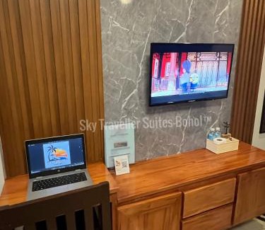 Dauis House | Sky Traveller Suites