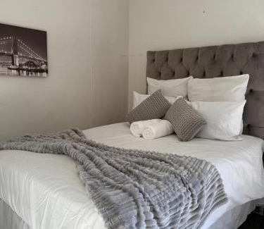 Windhoek Central Apartment | SkyAre Studio Aparment WHK
