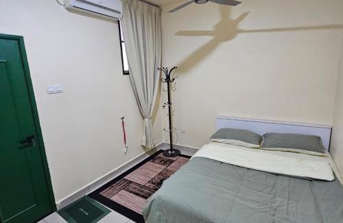 Bandar Penawar House | Skybird Homestay Desaru - Gated Guarded Community