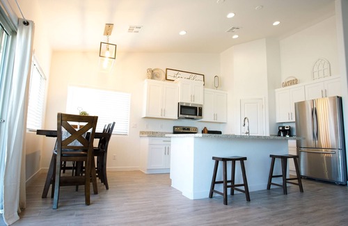 Arizona City House | 🏠 Skydiving Basecamp, your comfy stay awaits