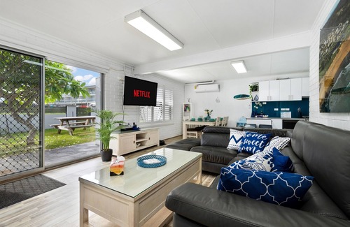 Malua Bay Apartment | Skyes Beach House - The Downstairs Apartment