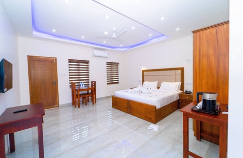 Varkala Resort | Skylar Seaview Beach Resort and Spa