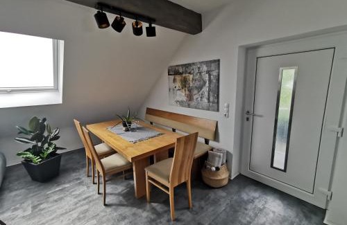 Dornbirn Apartment | Skyline klimatisierte Dachgeschoss-Wohnung in Dornbirn mit Blick ins Rheintal