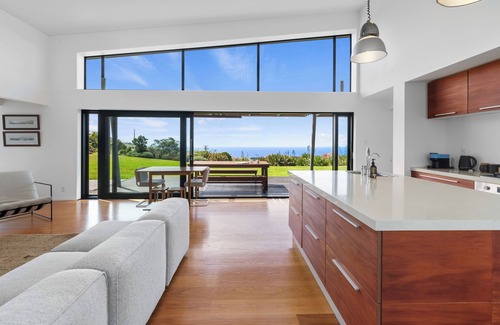 Pakiri House | Skyline Lodge - Leigh Coastal Paradise