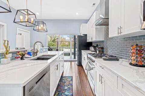 Durham House | Skyline Luxe Near Duke